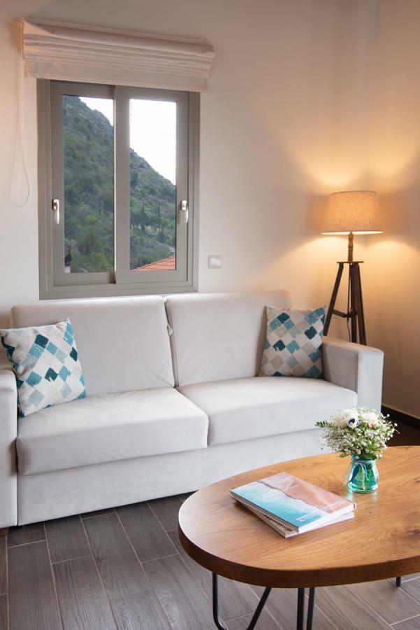 Bay View Guesthouses Kalamata Exterior foto
